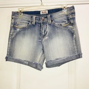 Mudd stretchy Bermuda shorts